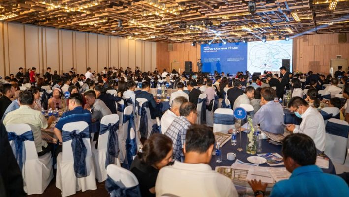 sự kiện ra mắt dự án the 826 ec