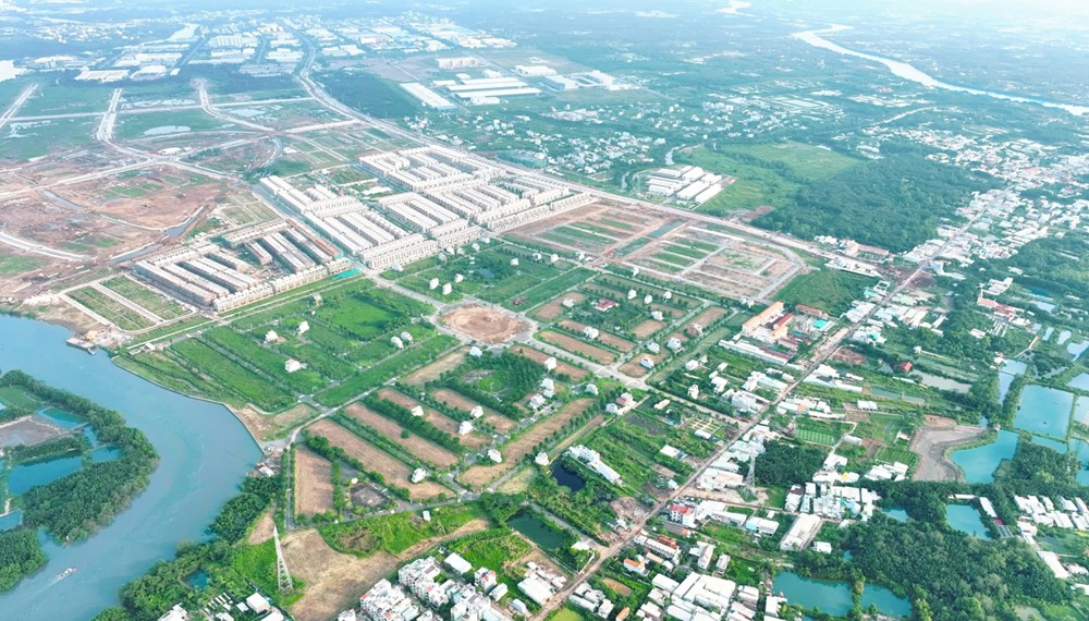 Bất động sản khu Nam tăng tốc nhờ hạ tầng kết nối, sáp nhập huyện và dư địa giá còn mềm, hút mạnh dòng tiền nhà đầu tư trong năm 2025.